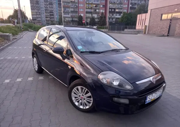 fiat punto śląskie Fiat Punto cena 16000 przebieg: 124090, rok produkcji 2011 z Zabrze